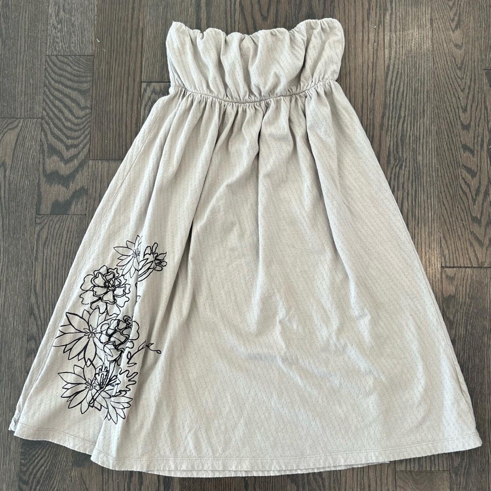 Elegant Floral Embroidered dress